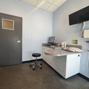 University Vet Hospital